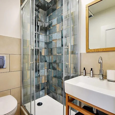 Modern Flat - 1bd 2p - Montmartre Moulin Rouge Apartment *